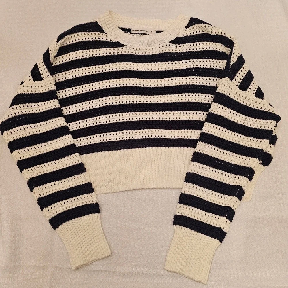 Anthropology Open Knit Sweater Womens S Navy Cropped‎ Lightweight Beach Coastal